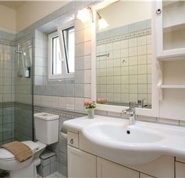 3 bedroom villa with heated pool in Kassiopi, Corfu, sleeps 6